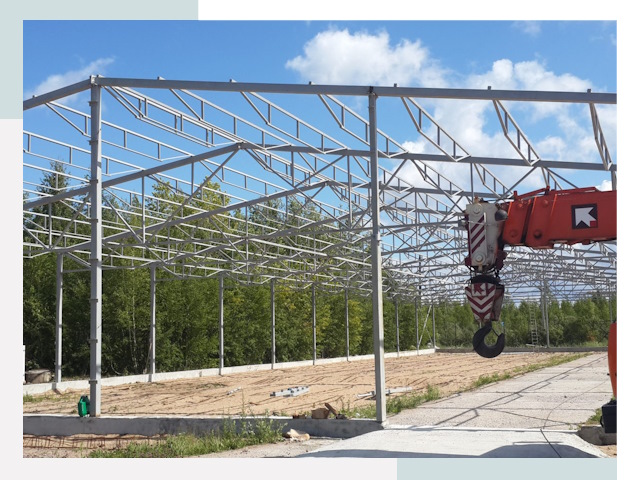 Строительство конюшен в Нижнеудинск от 610 руб. под ключ