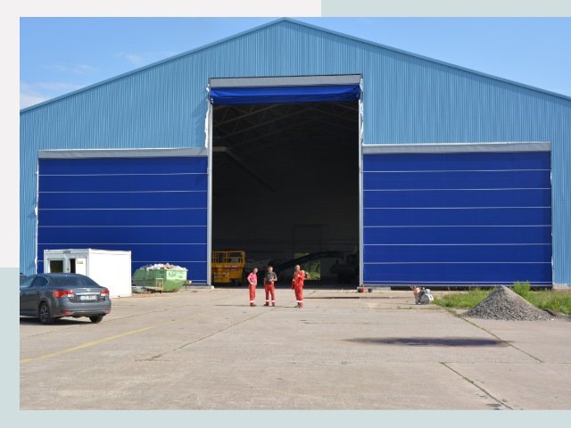 Ангарные ворота в Нижнеудинск от СтальСтрой-Нжк по цене 610 руб.